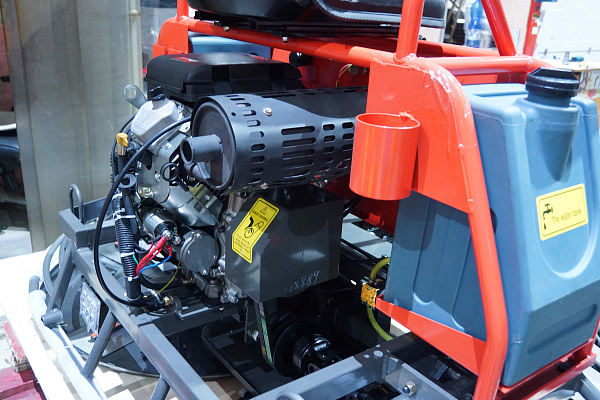 Двухроторная затирочная машина VTMG-1000 бензиновая "Vektor" (LIFAN 2V78F-3)