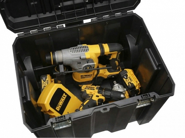 Ящик для инструмента TSTAK 2.0 с колесами 550х440х630мм DeWalt DWST83347-1